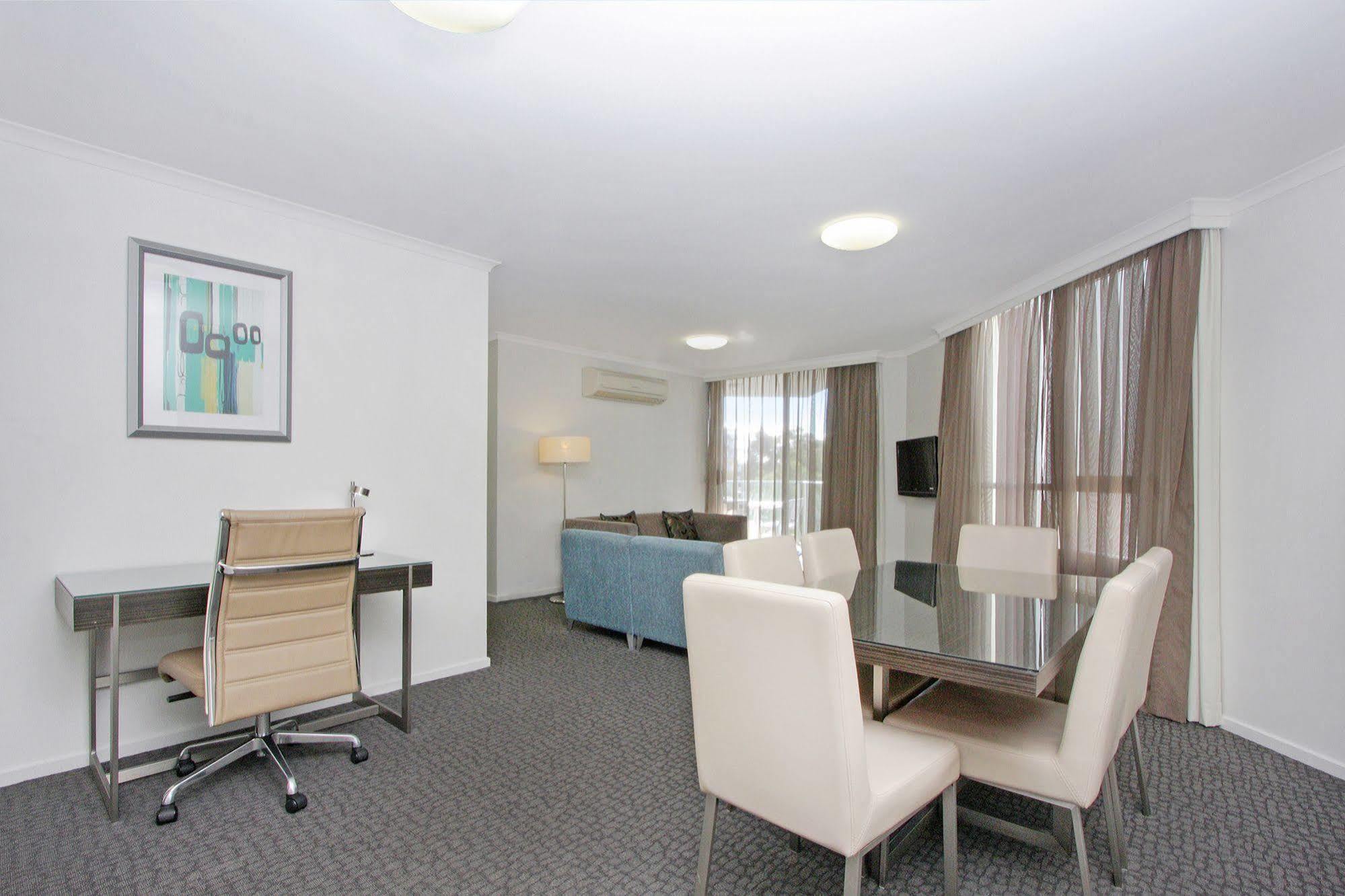 Pacific Suites Canberra Camberra Exterior foto