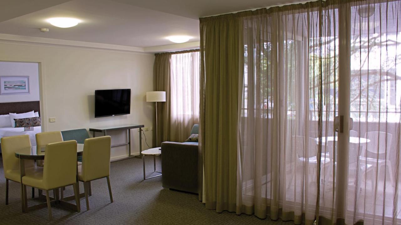Pacific Suites Canberra Camberra Exterior foto
